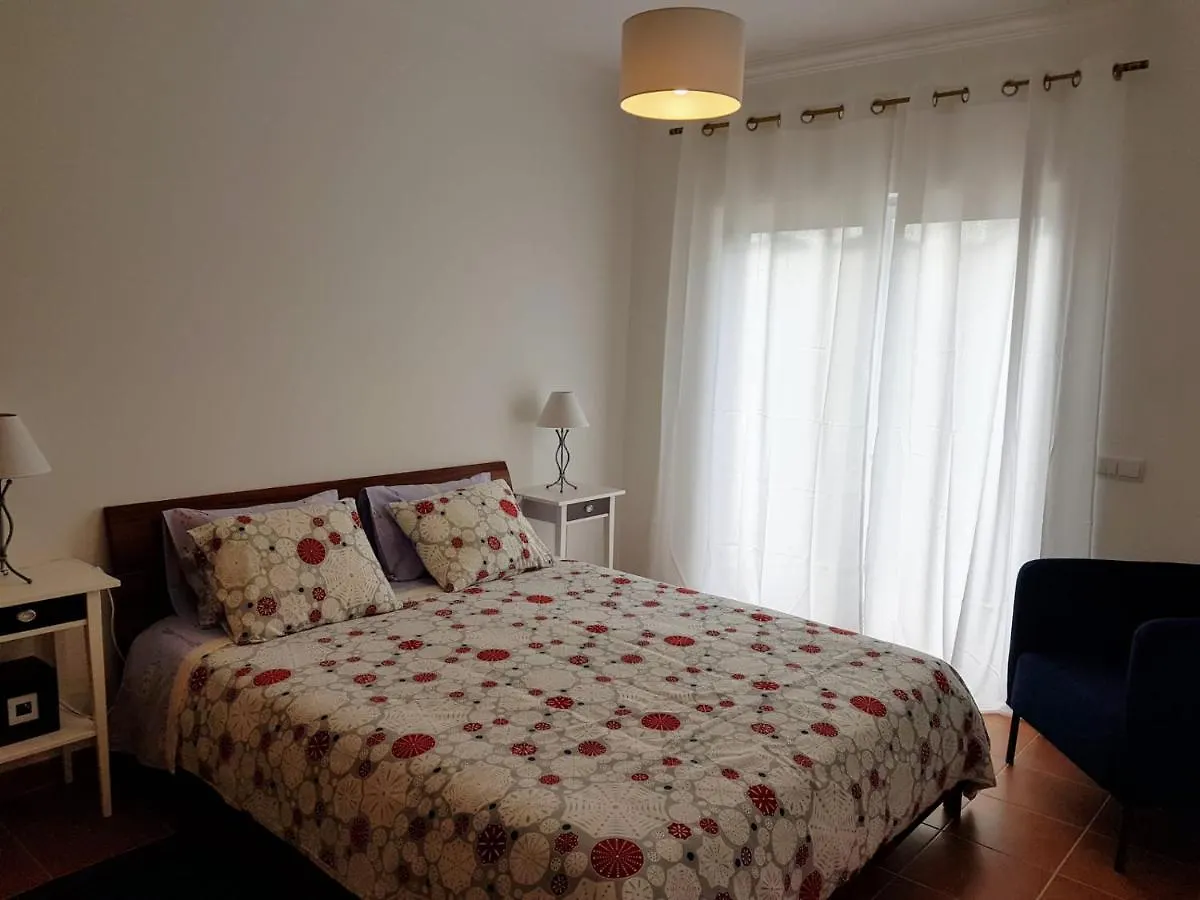 Cozy Apartment In Algarve West Coast - Алжезур Португалия
